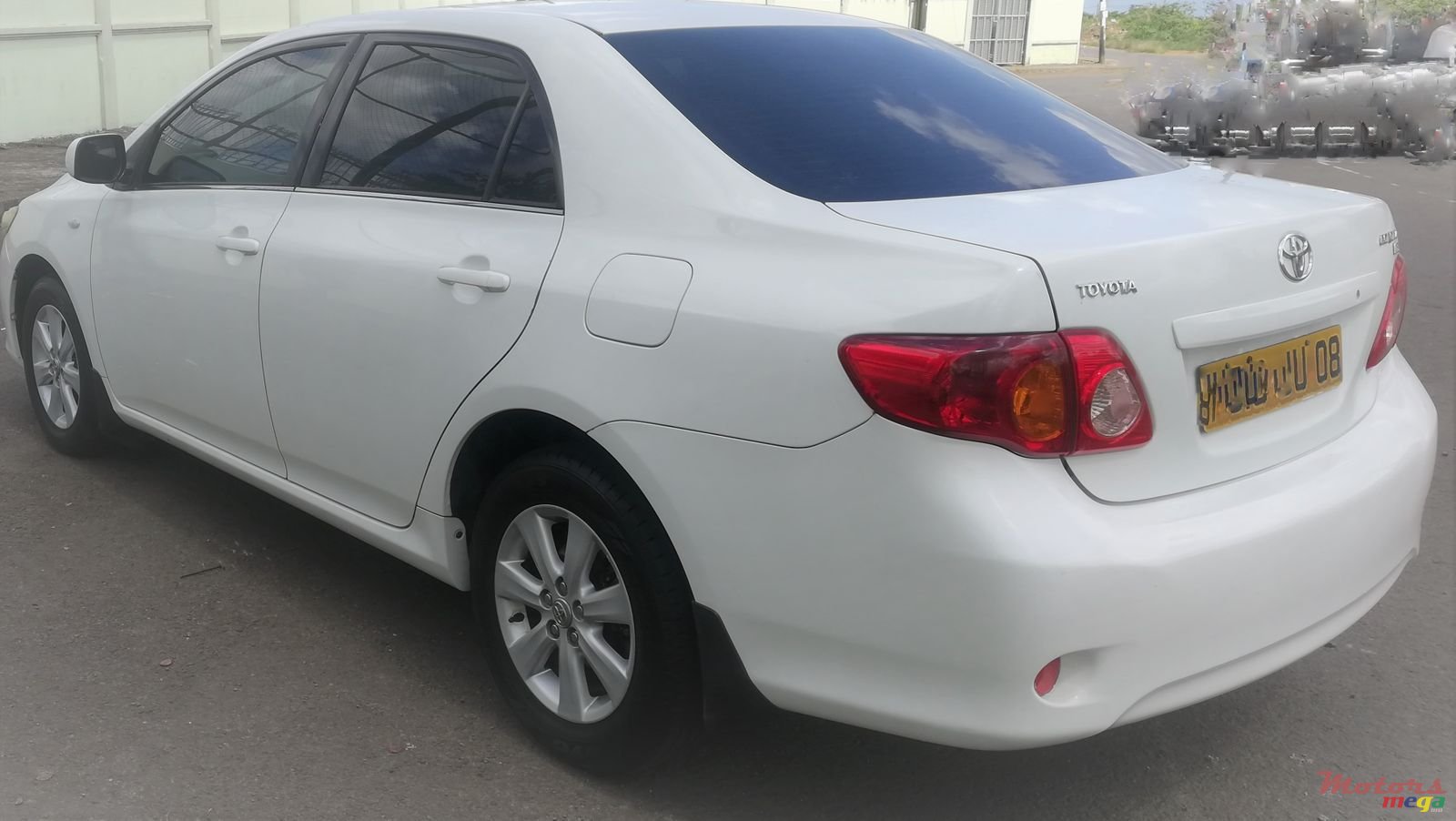 2008' Toyota Corolla GLI photo #7