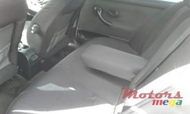 2000' Peugeot 406 photo #2