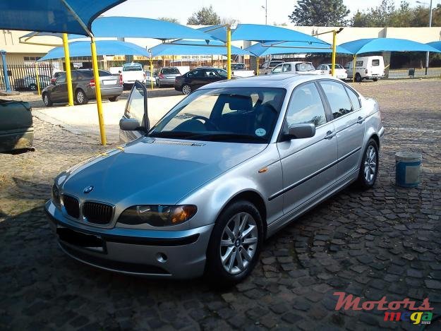 2004' BMW 318 photo #1