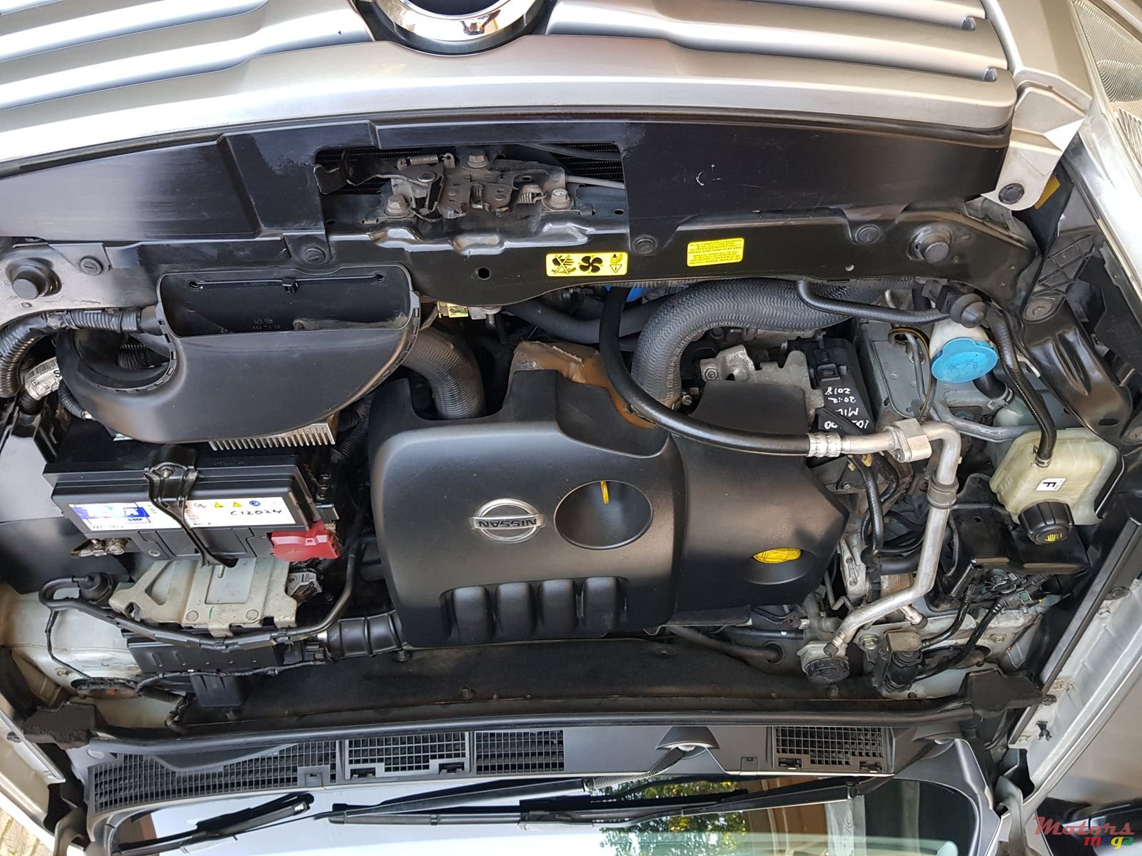 2009' Nissan Qashqai+2 photo #3