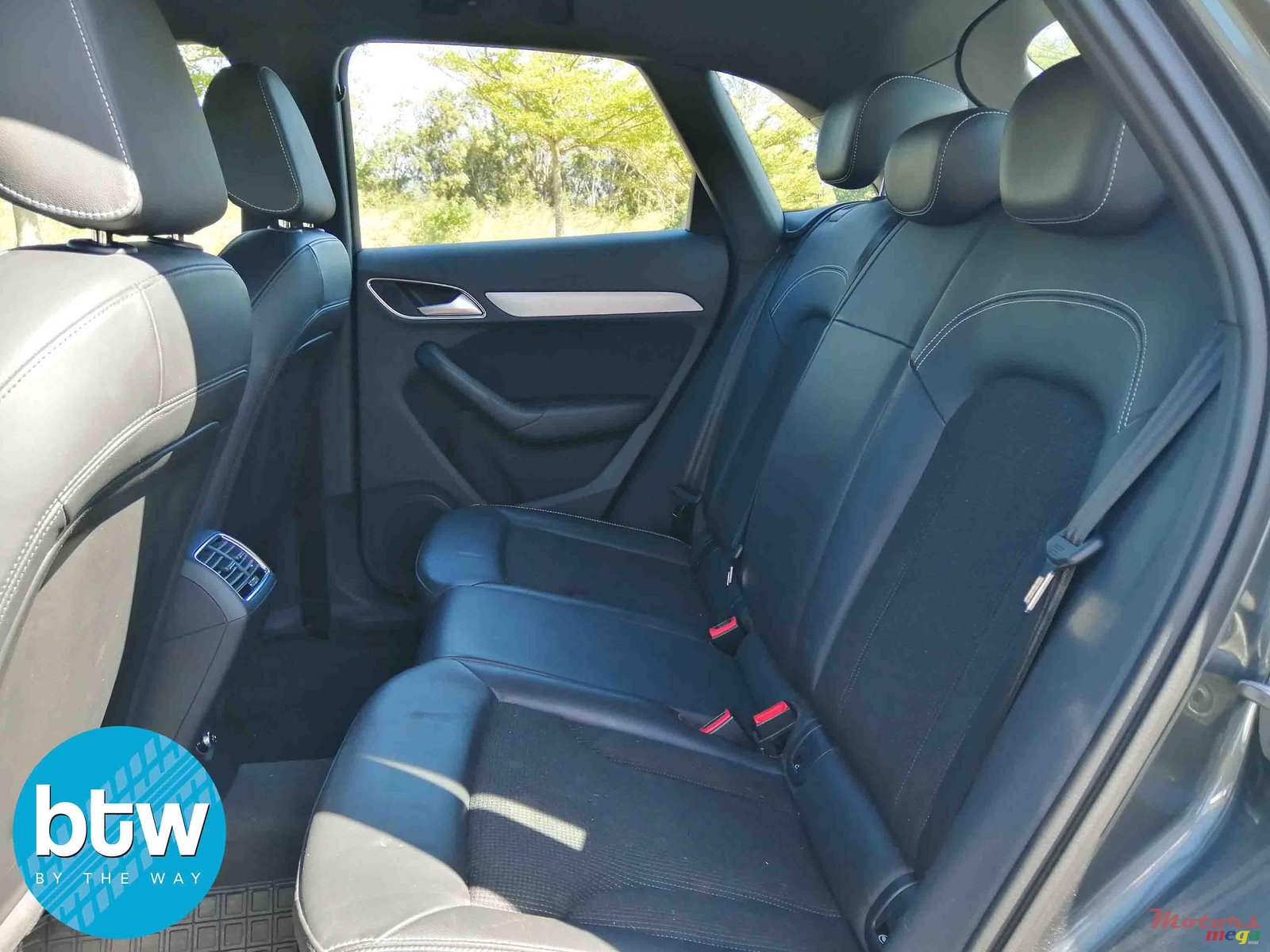 2019' Audi Q3 photo #4