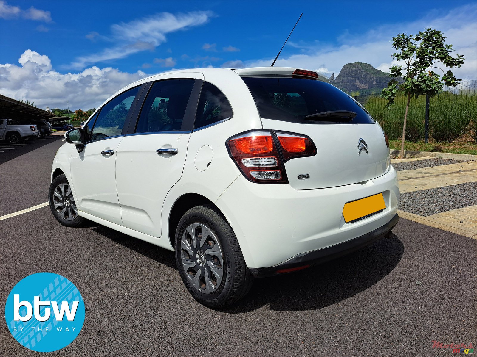 2013' Citroen C3 photo #3