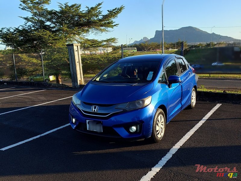 2015' Honda Fit photo #4