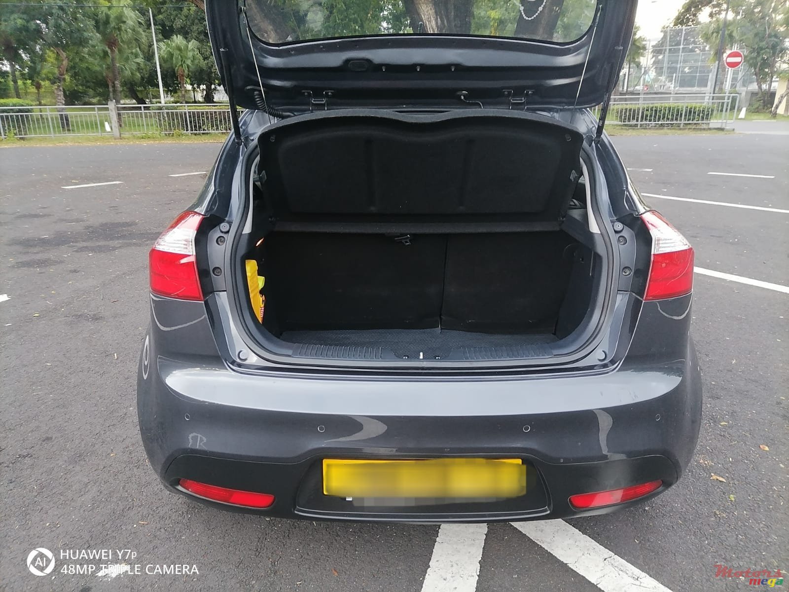 2013' Kia Rio Hatchback photo #6