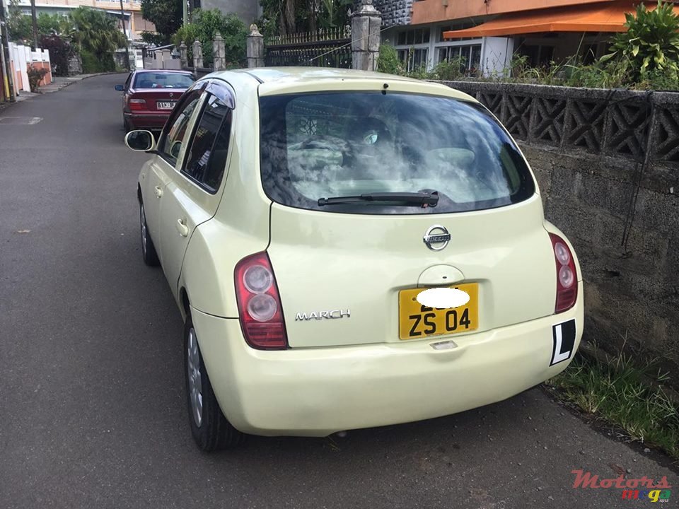 2004' Nissan March photo #2