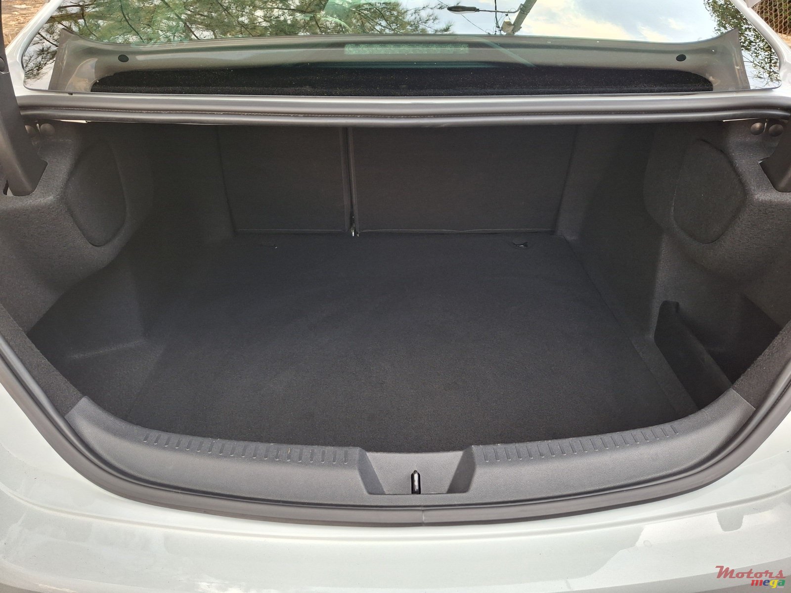 2019' Renault photo #4