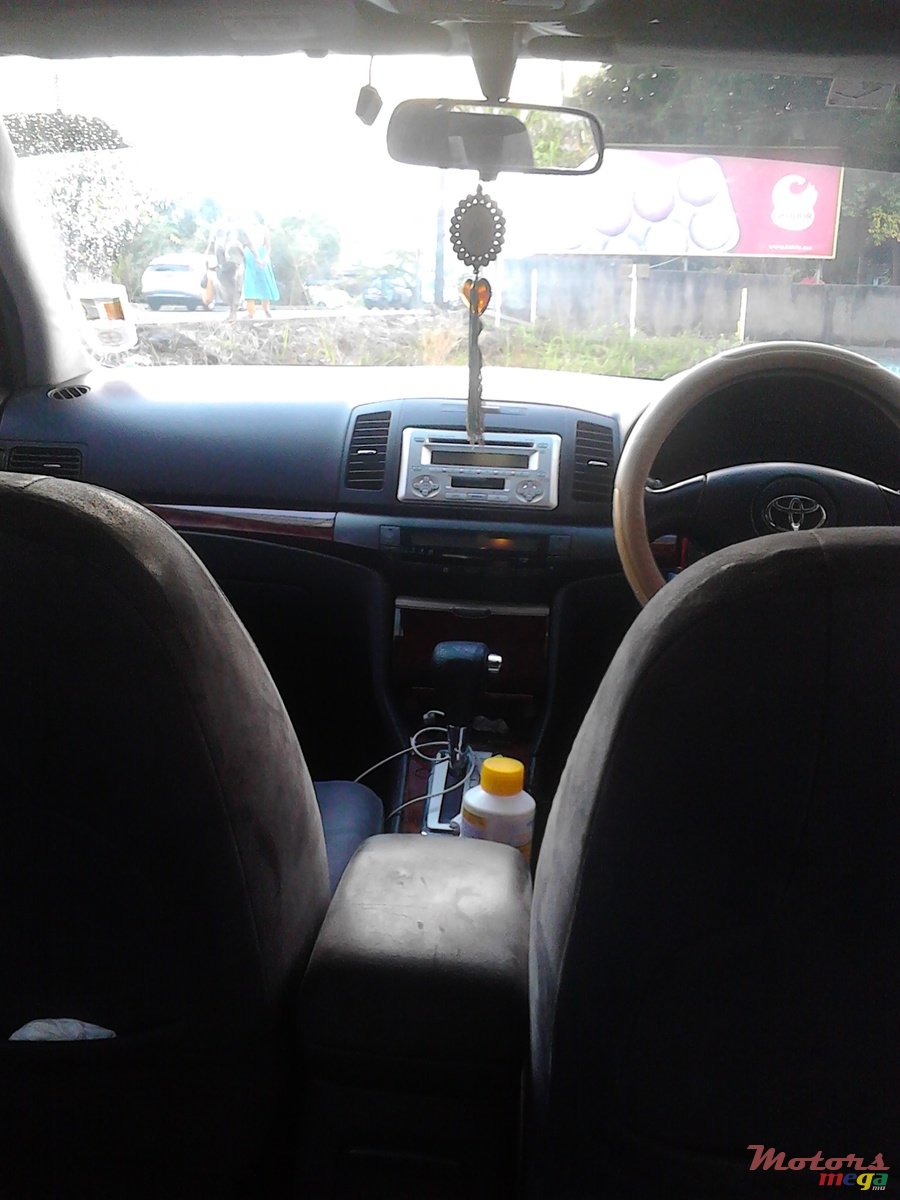 2003' Toyota photo #5