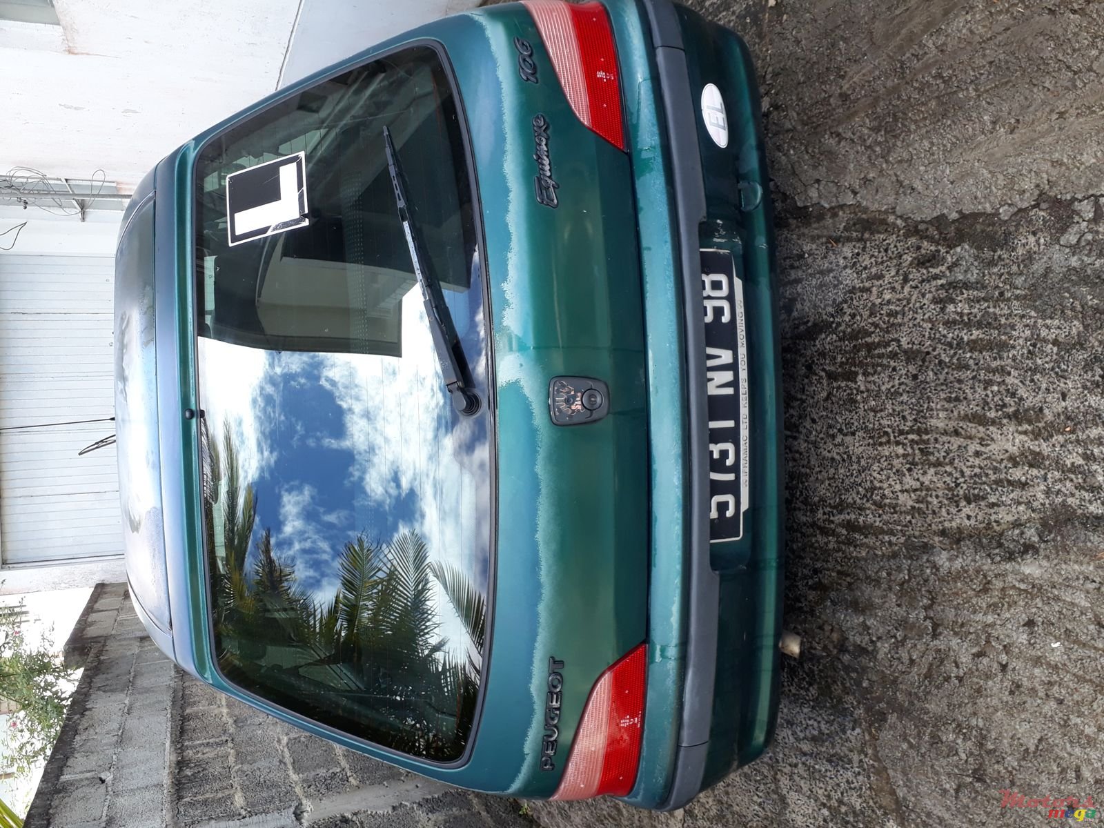 1998' Peugeot 106 photo #1