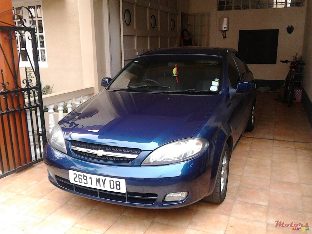 2008' Chevrolet Optra photo #1