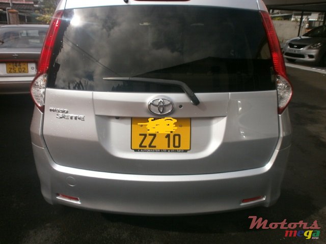 2010' Toyota PASSO SETTE photo #3