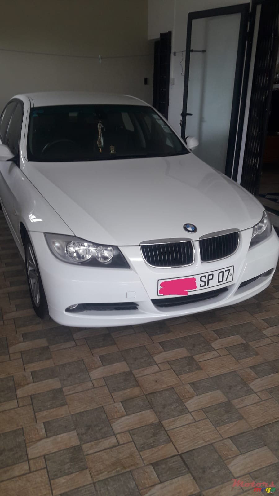 2007' BMW 320 photo #2