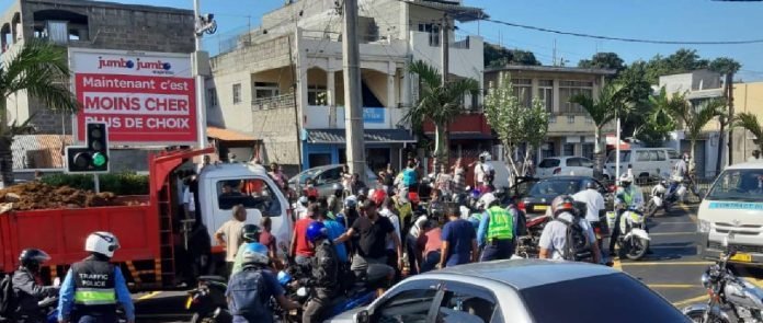 A hauteur de Vallijee : un blessé dans un accident, la circulation avance au ralenti