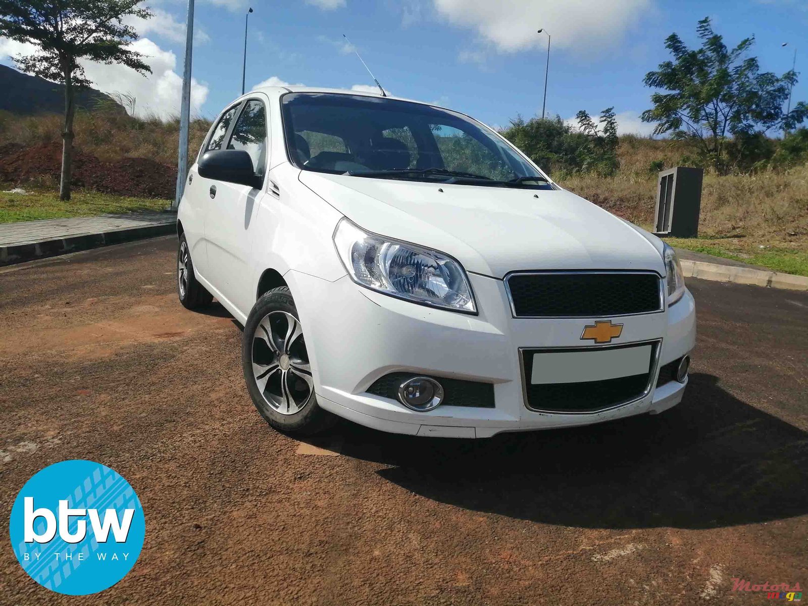 2012' Chevrolet Aveo LS photo #1