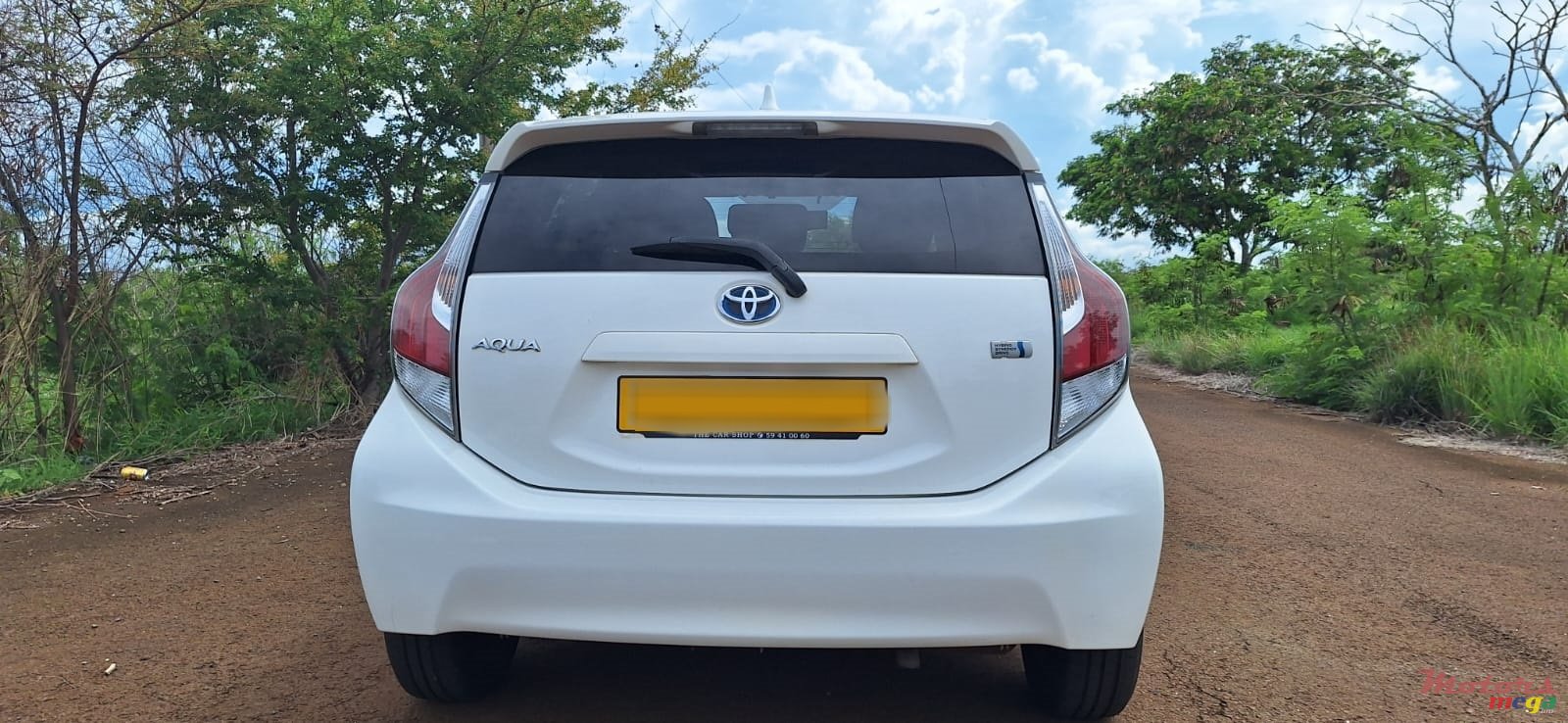 2015' Toyota Aqua photo #4