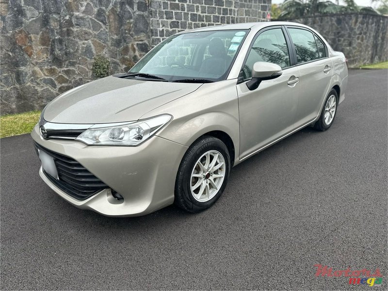 2016' Toyota Axio photo #3