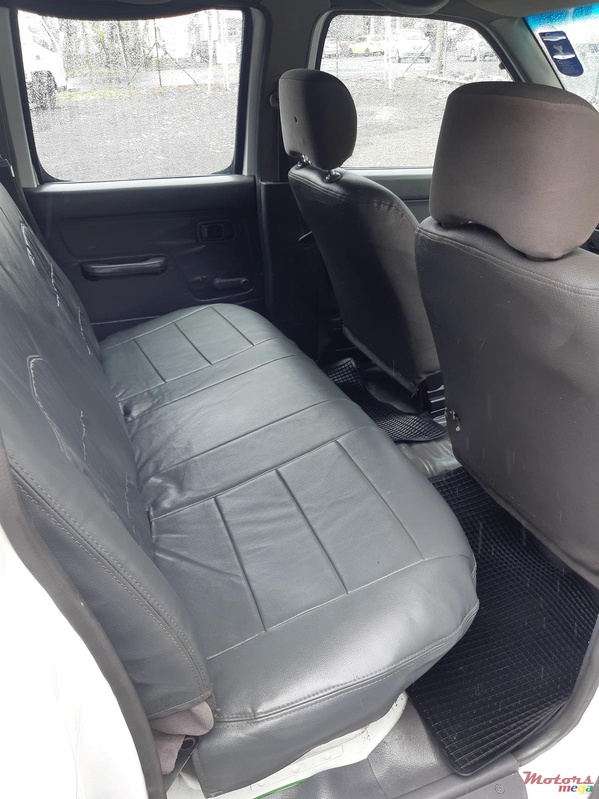 2009' Nissan Navara TD27 JAPON photo #6