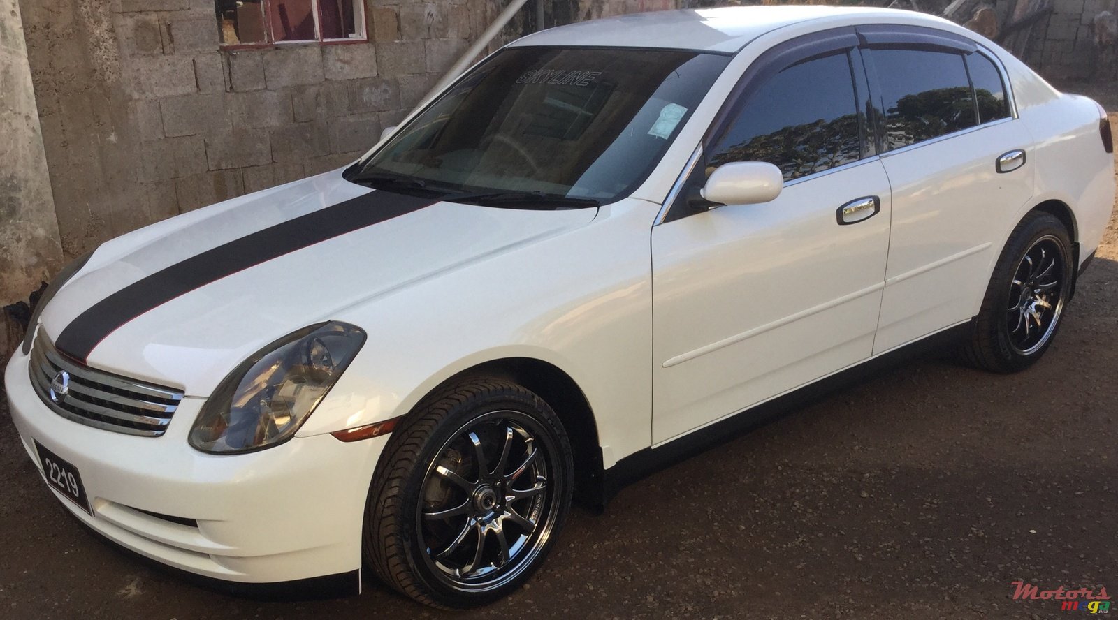 2004' Nissan Skyline GT 2.5 photo #1