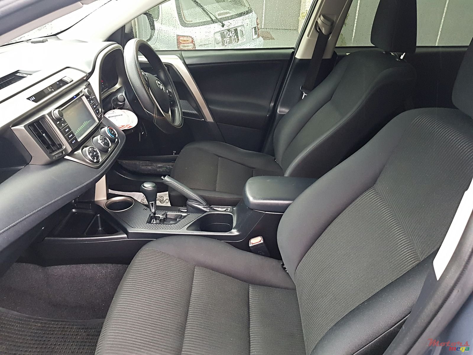 2014' Toyota RAV4 Automatic photo #4