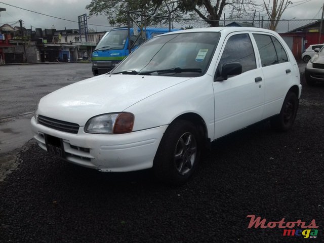 1997' Toyota Starlet photo #1