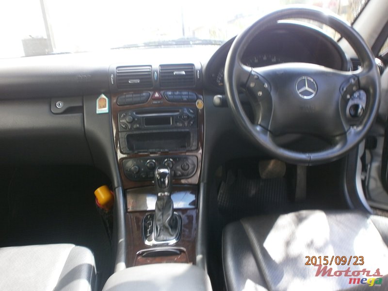 2001' Mercedes-Benz C180 photo #4