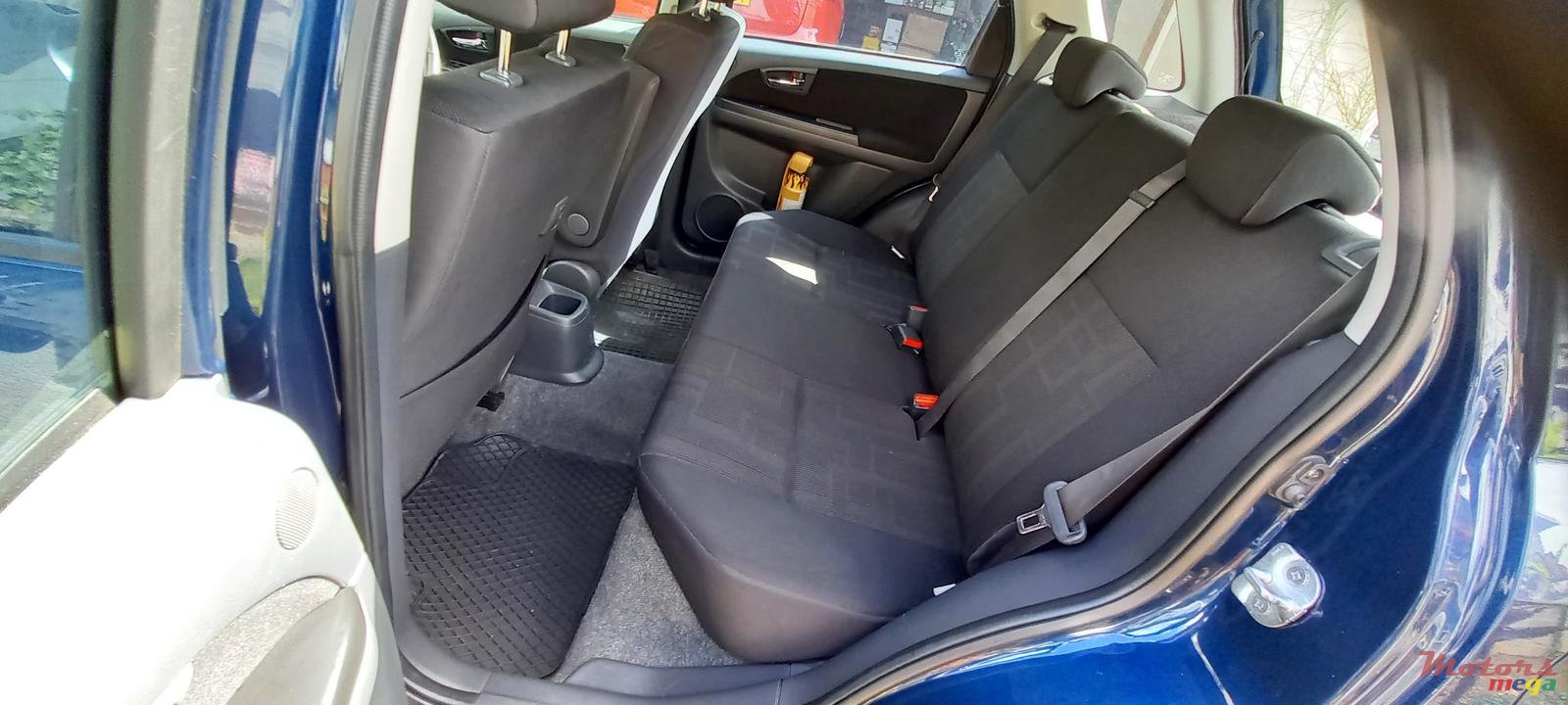 2011' Suzuki SX4 AUTOMATIC photo #4