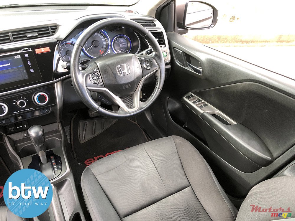 2015' Honda Ballade photo #5