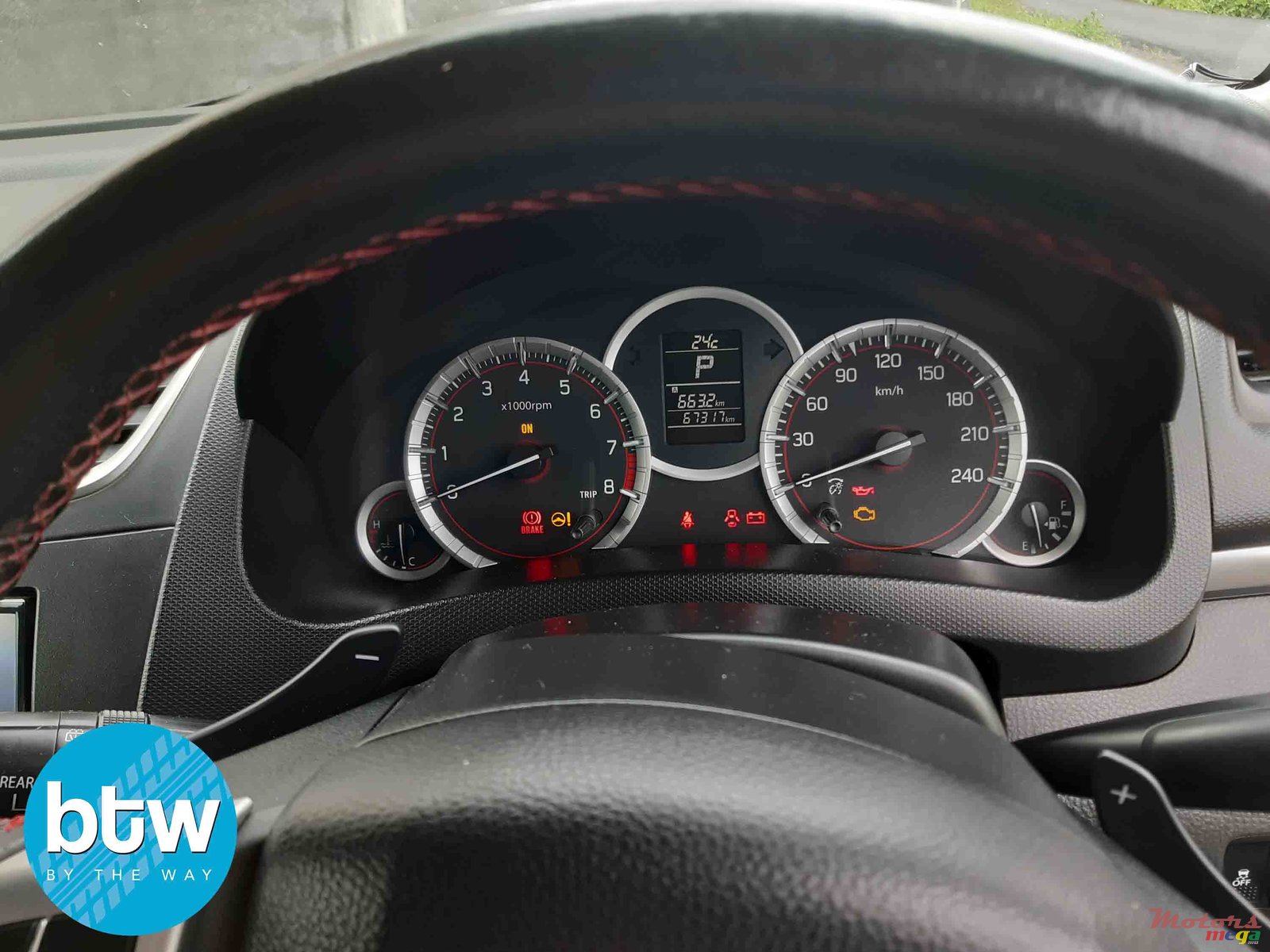 2013' Suzuki Swift Sport photo #7