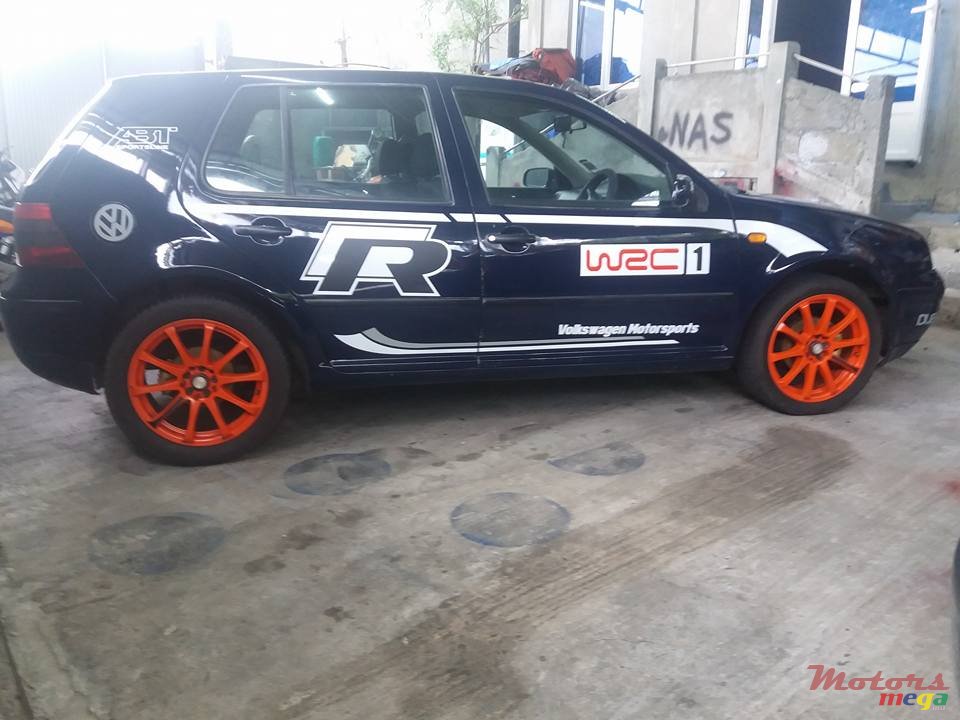 1999' Volkswagen Golf R photo #7