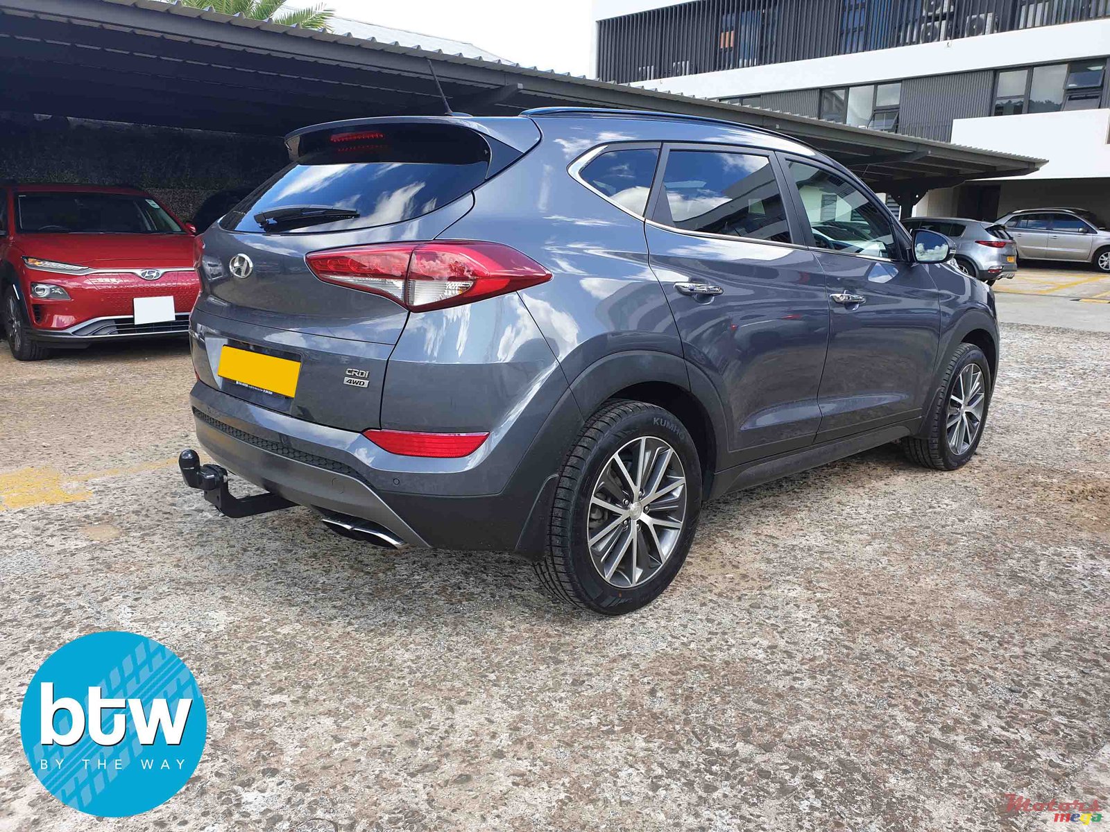 2016' Hyundai Tucson AWD photo #2