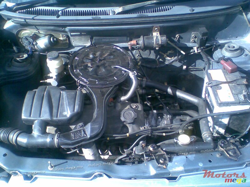 2001' Suzuki Alto photo #6