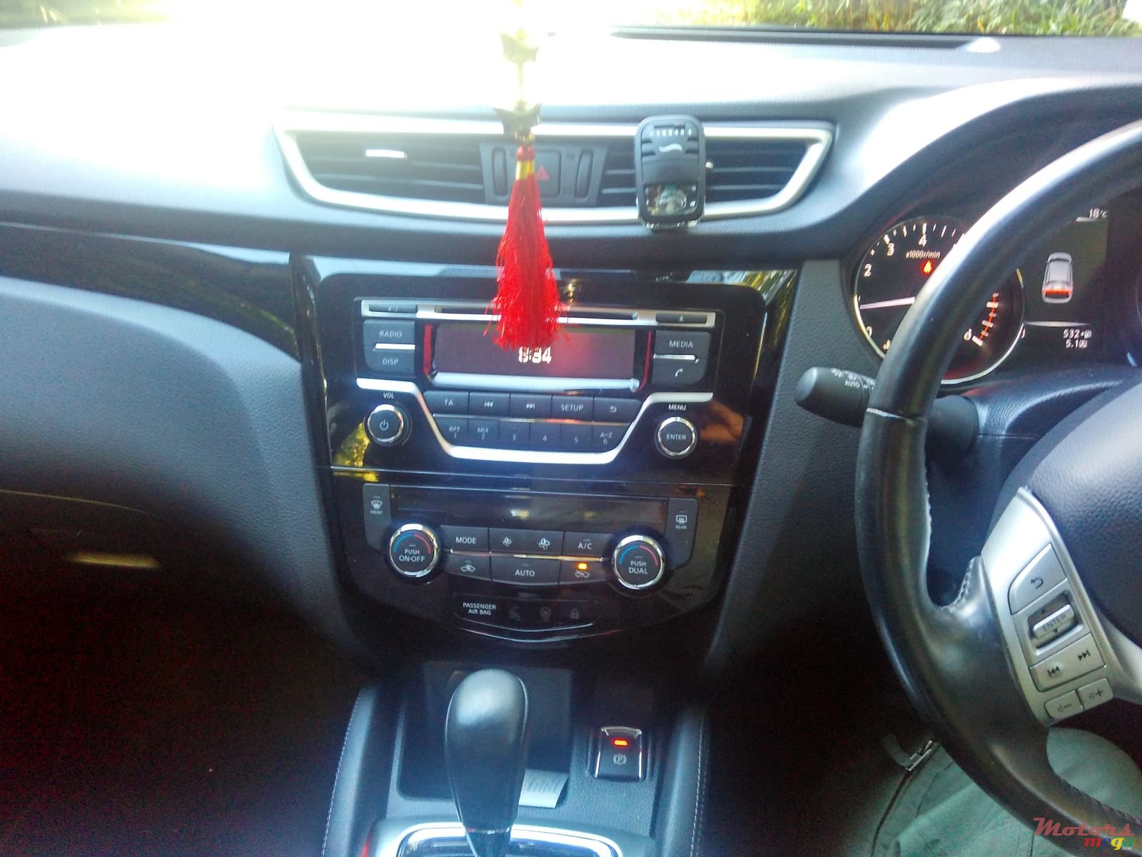 2015' Nissan Qashqai ACENTA 1.2TURBO photo #4