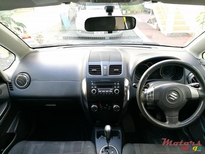 2009' Suzuki SX4 photo #5