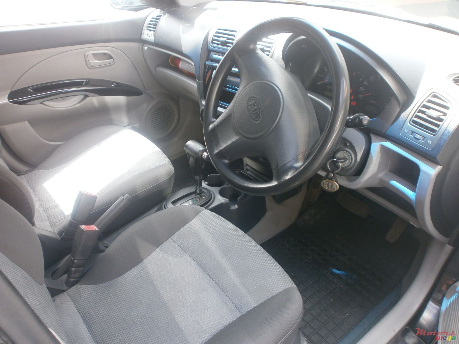 2006' Kia picanto photo #3