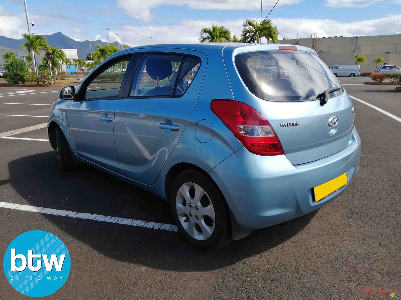 2010' Hyundai i10 photo #2