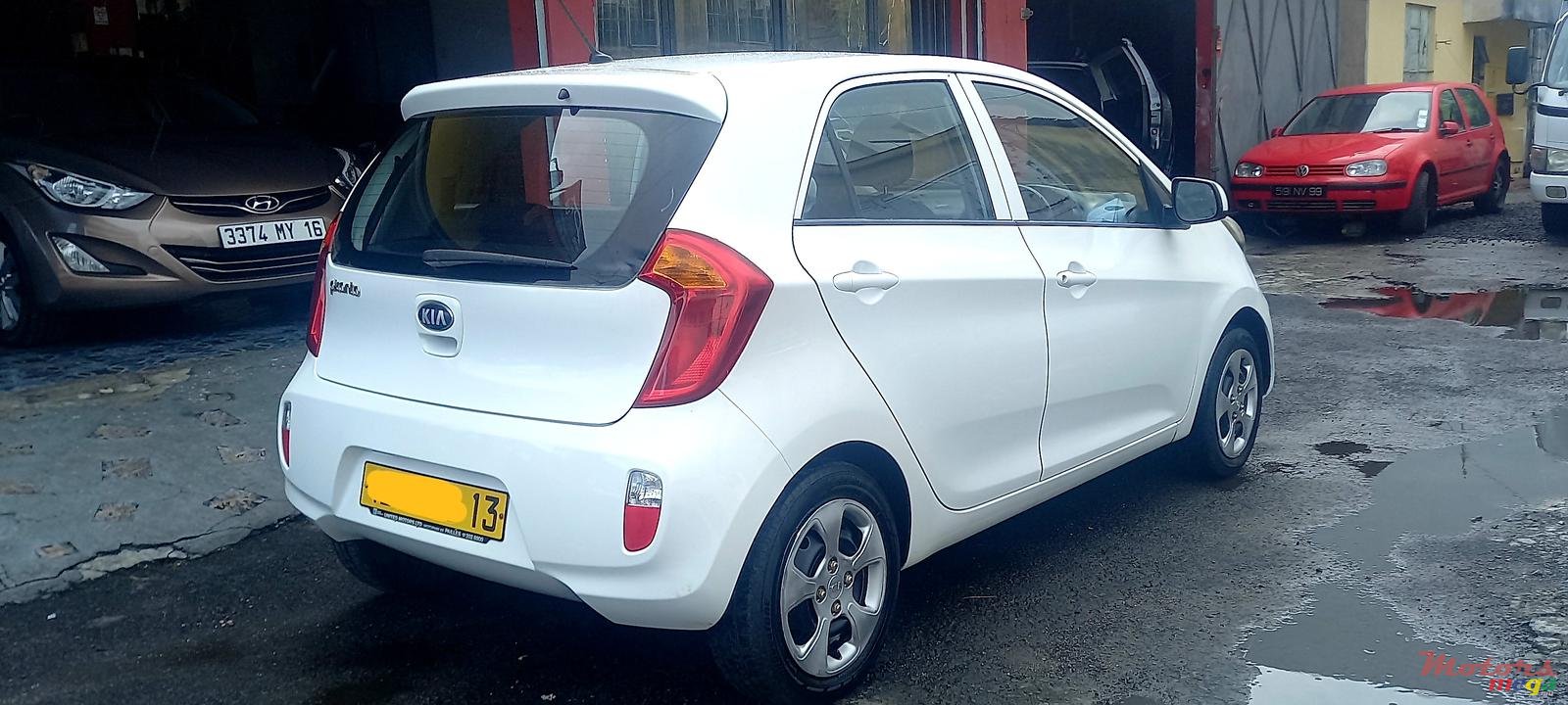 2013' Kia Picanto photo #3