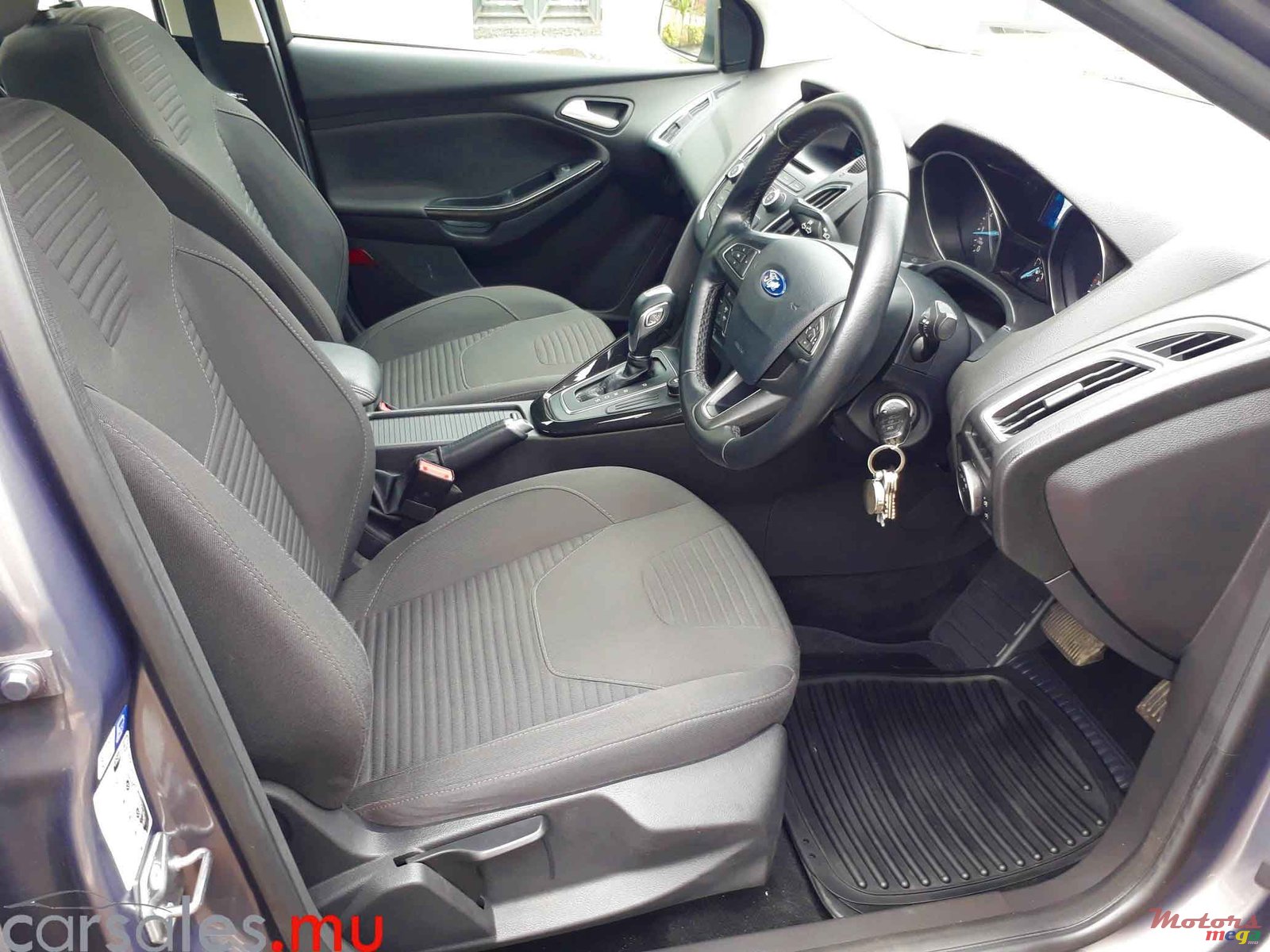2015' Ford Focus 1.6 Titanium photo #5