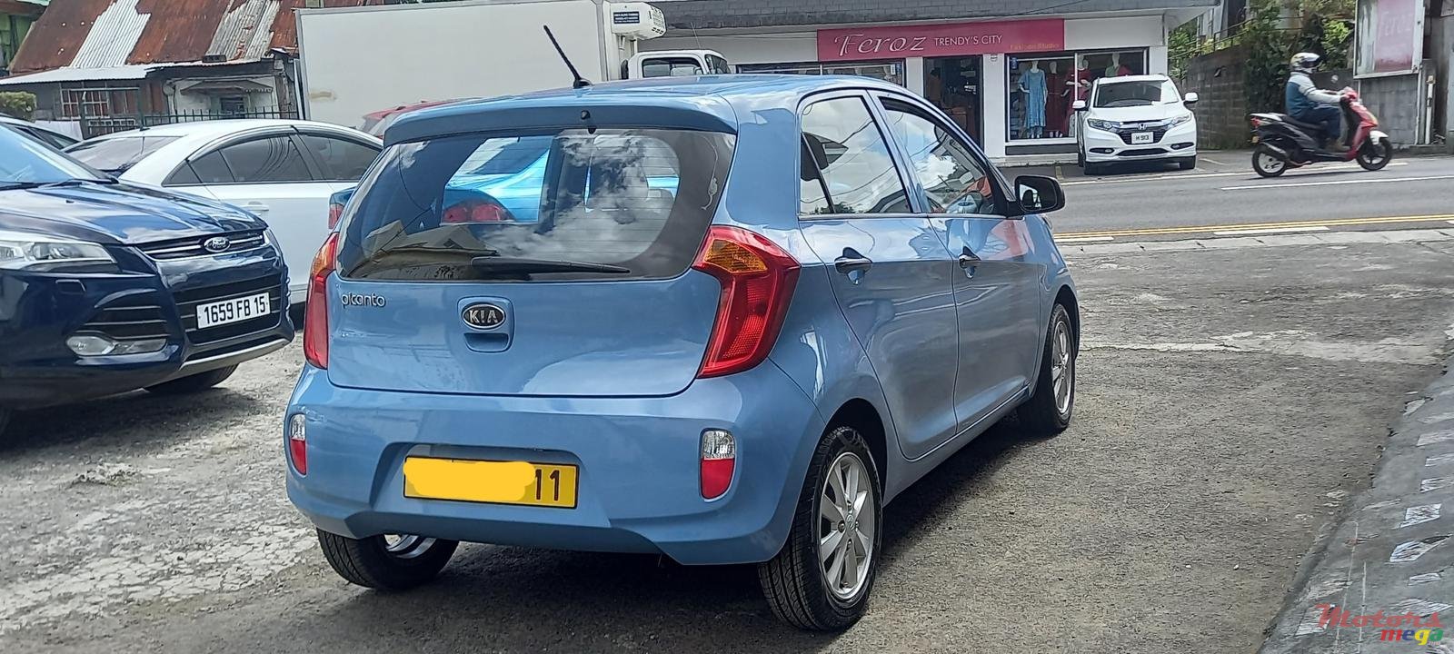 2011' Kia Picanto photo #4