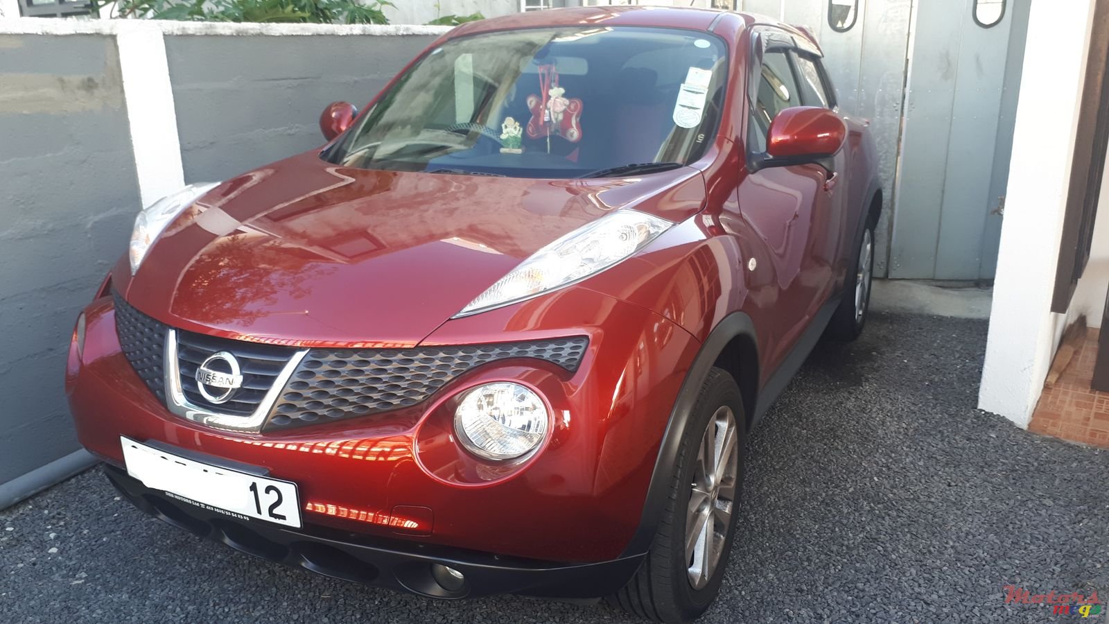 2012' Nissan Juke photo #3