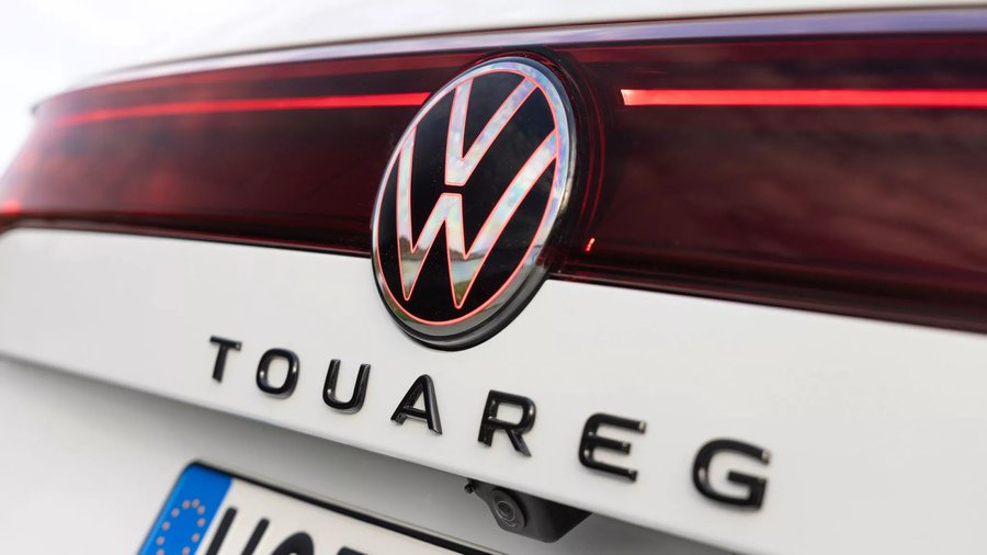 A New VW Touareg Could Happen, But It's Complicated