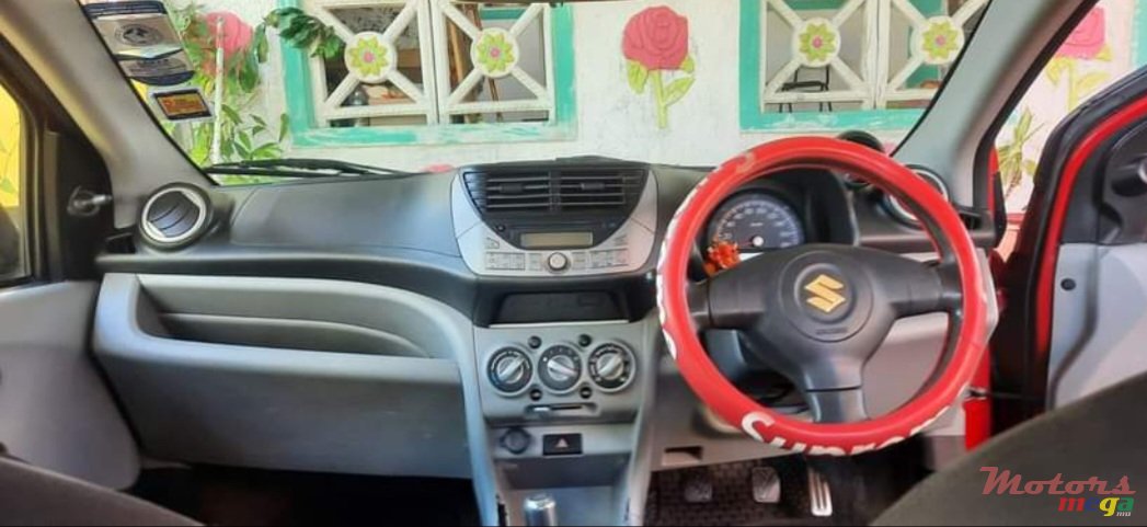 2009' Suzuki Celerio photo #2