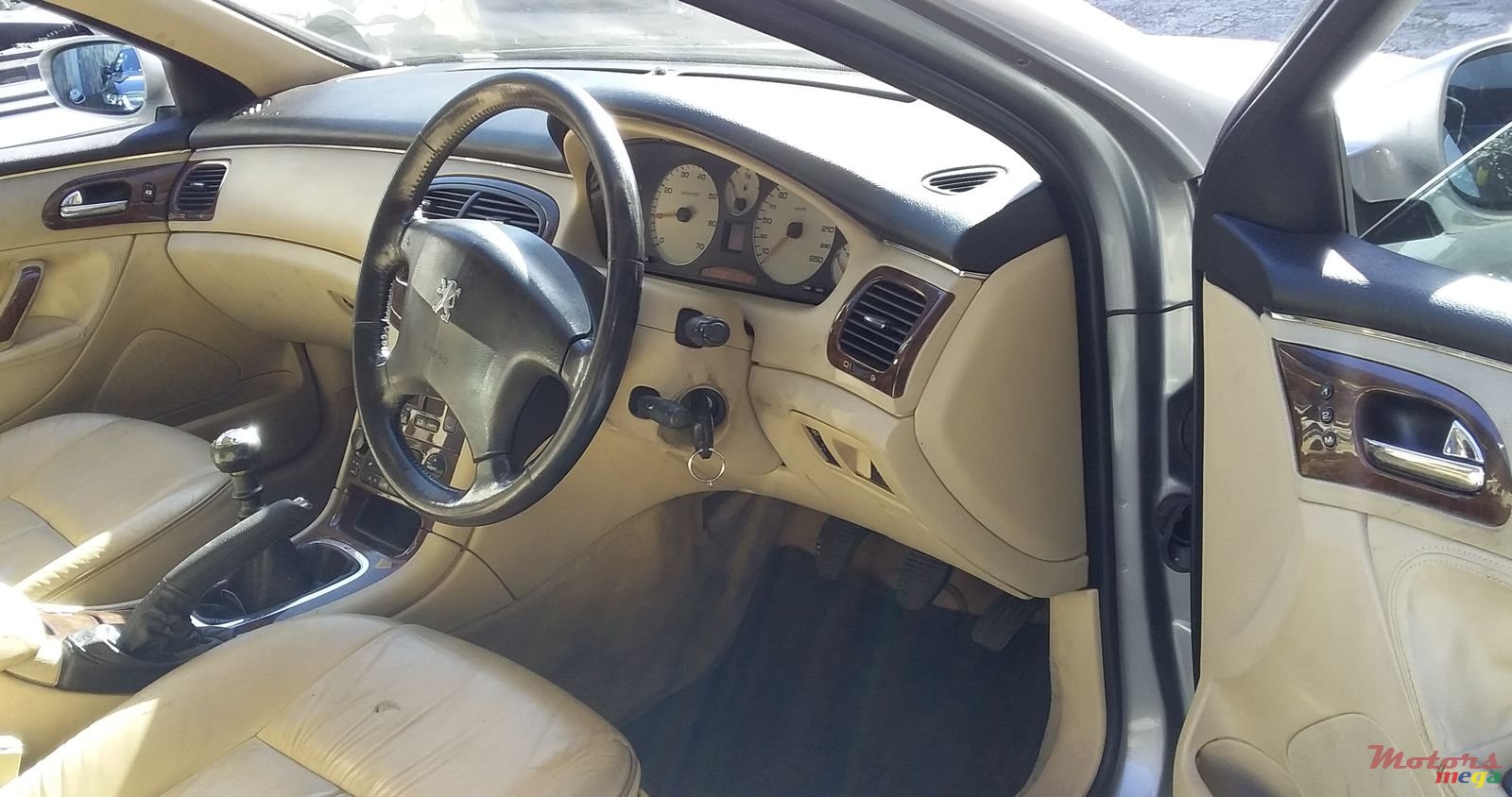 2004' Peugeot 607 photo #3