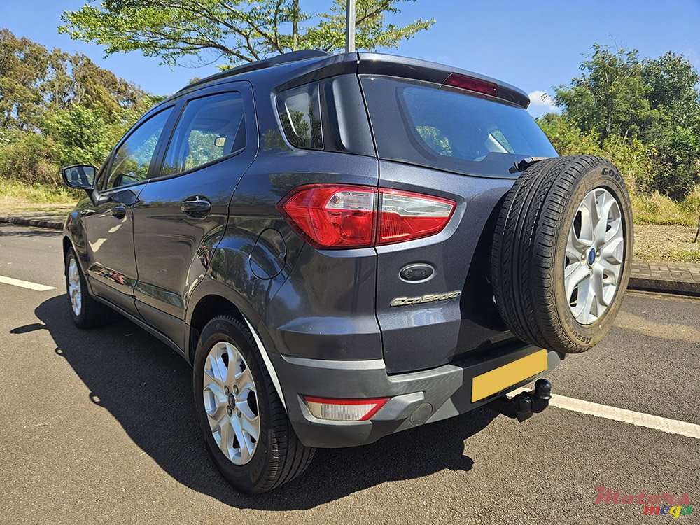 2014' Ford EcoSport photo #3