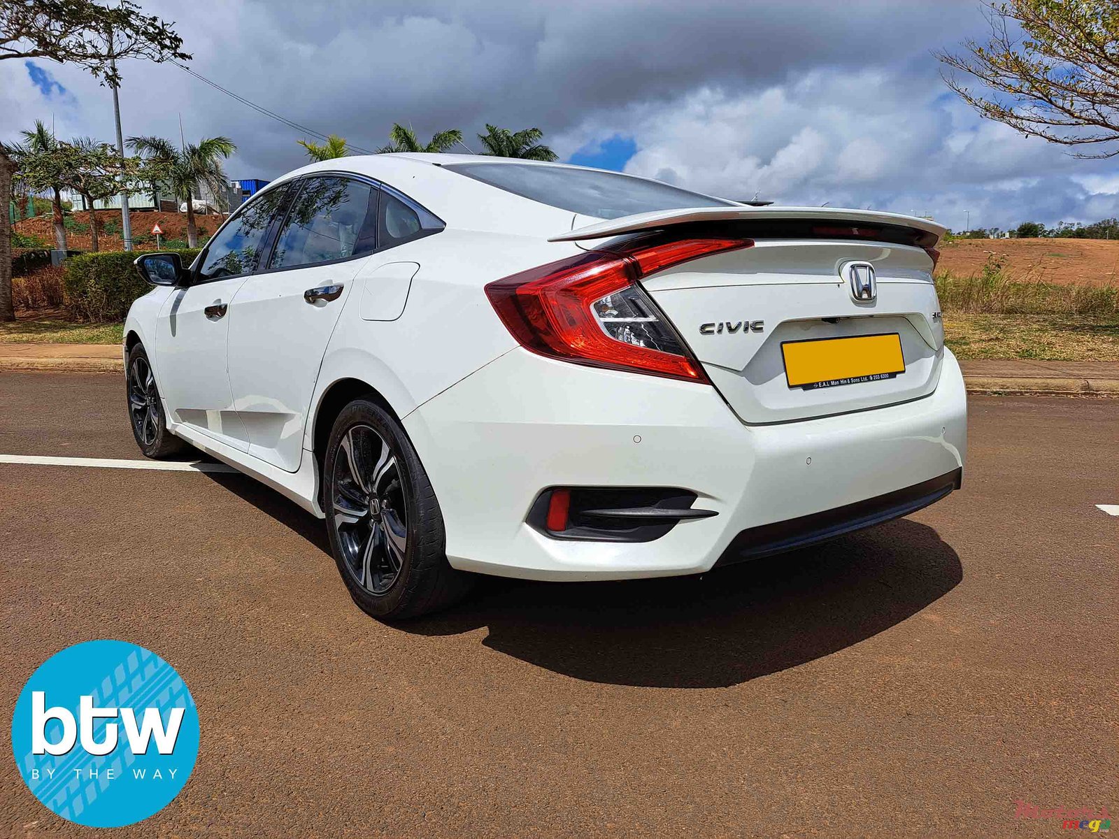 2016' Honda Civic photo #3