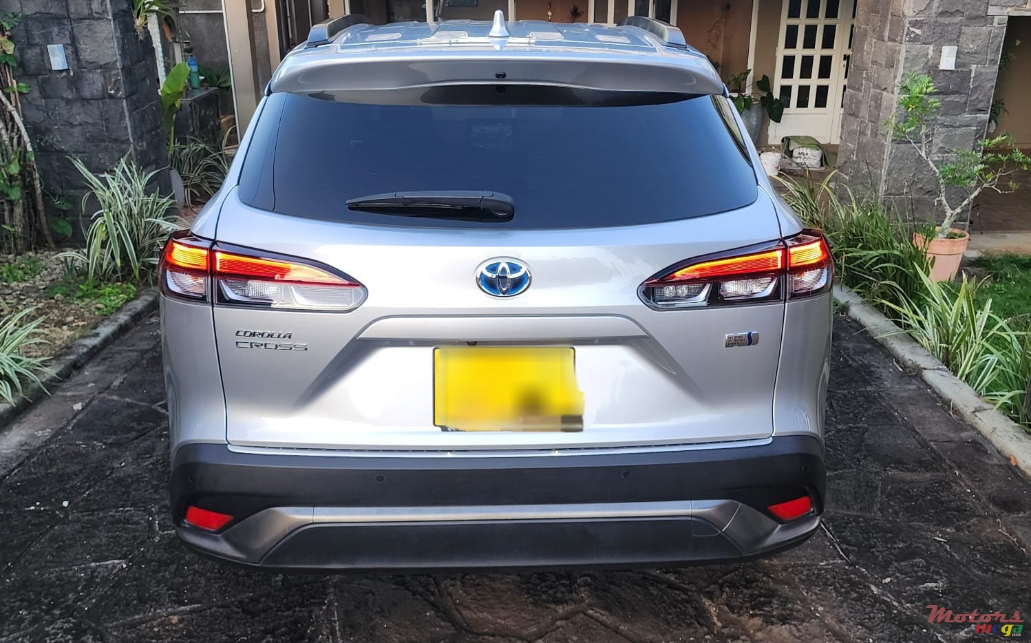 2023' Toyota Corolla Cross Interior Mods photo #2