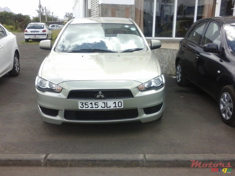 2010' Mitsubishi Lancer photo #1