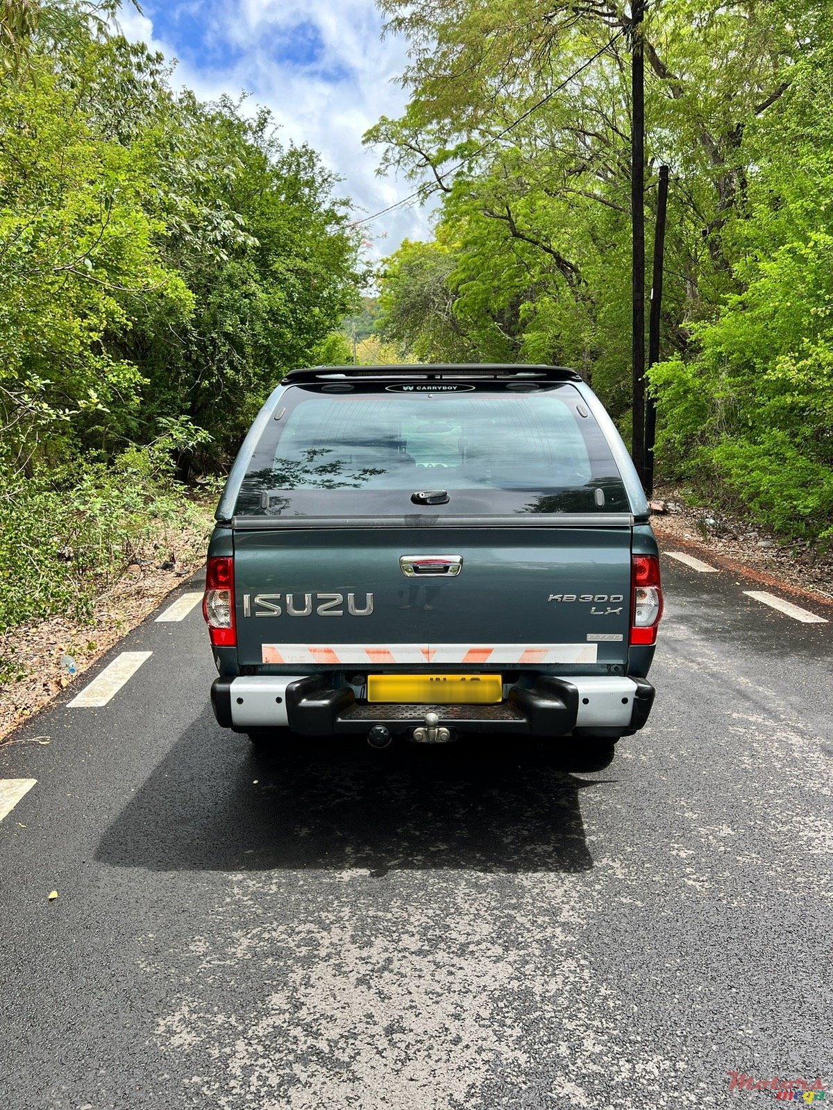 2010' Isuzu D-Max photo #4