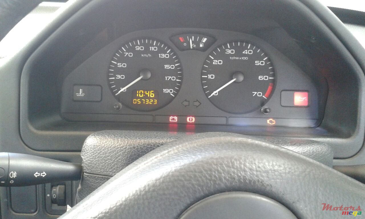 2003' Peugeot 106 photo #3