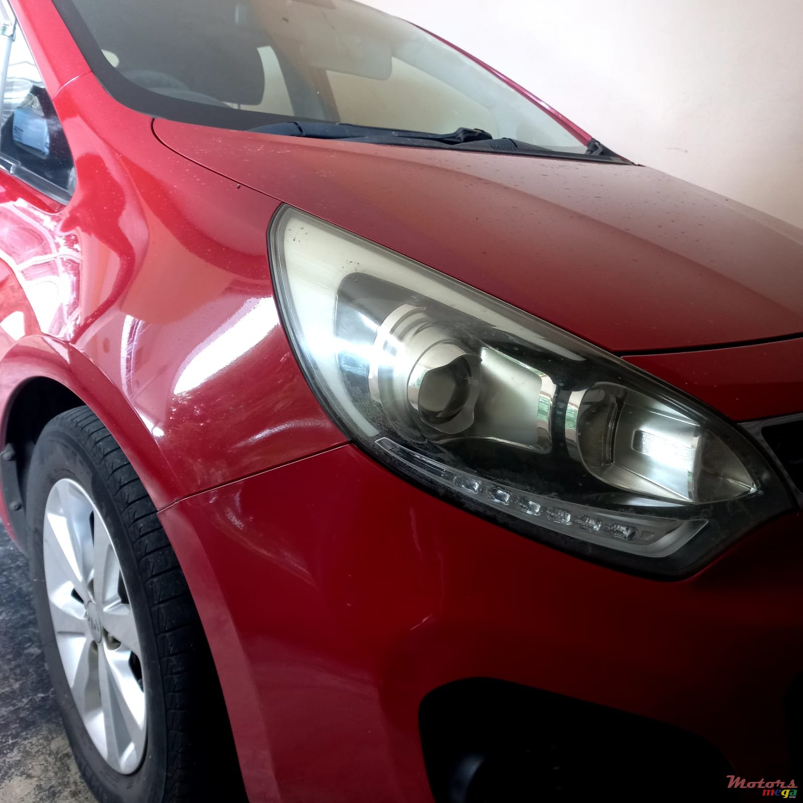 2012' Kia Rio photo #1