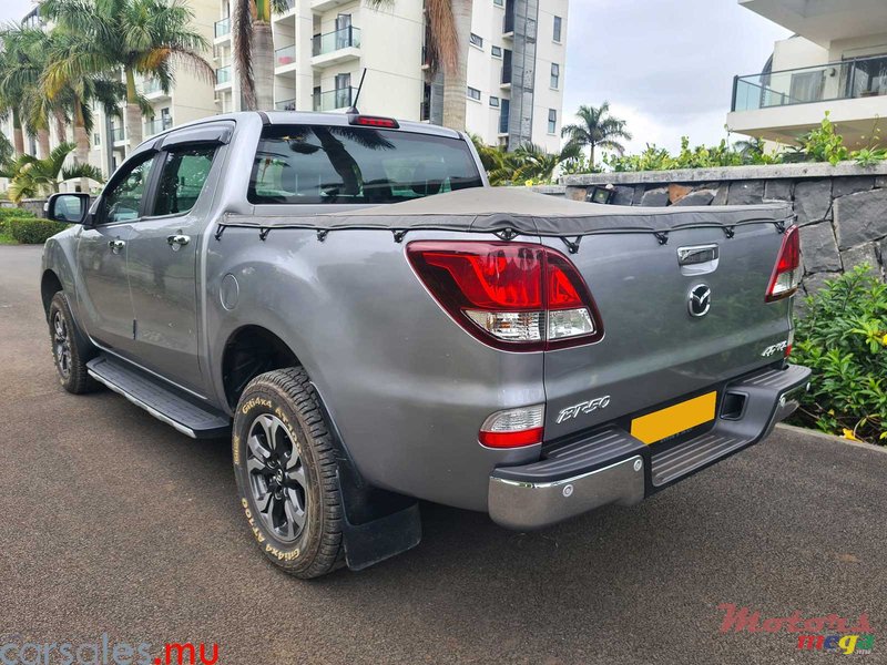 2018' Mazda BT-50 2.2 4x4 Auto photo #3