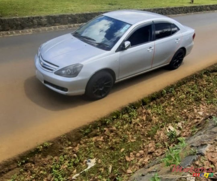 2006' Toyota Allion photo #1